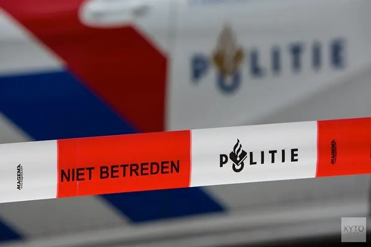 Politie onderzoek explosie bij woning