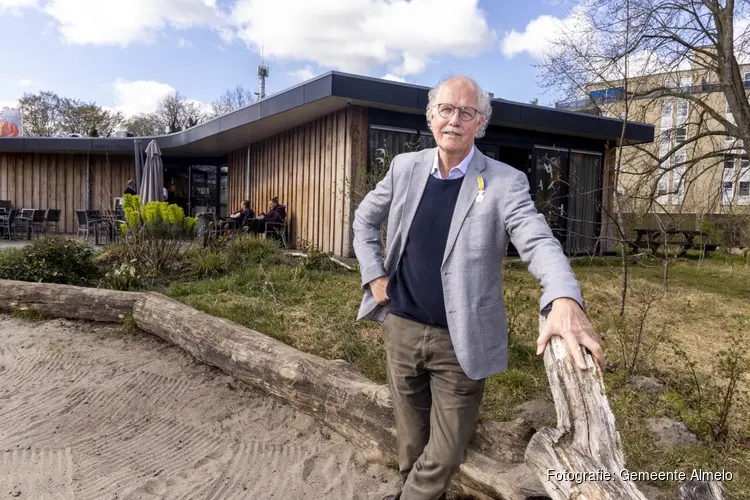 Koninklijke Onderscheiding voor Hans Oude Luttikhuis van Stichting Het Natuurhus Almelo