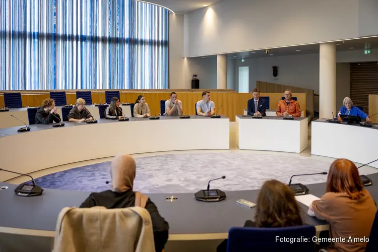 ROC-leerlingen in debat met de raad: bouwen of niet?