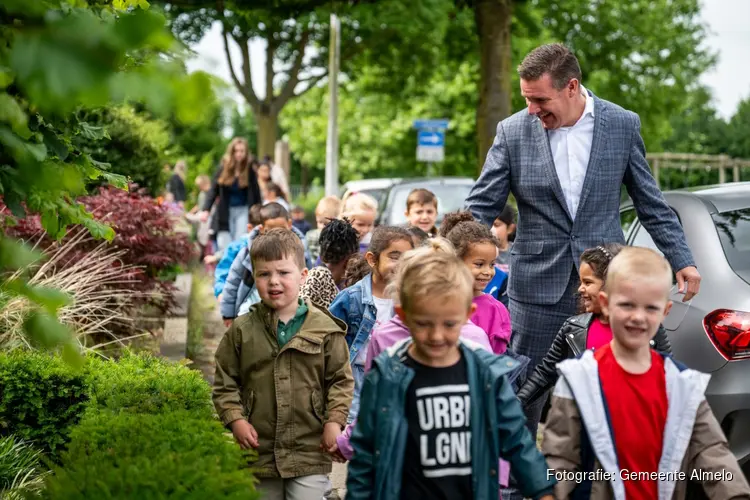 Eerste peuter-kleuter Wandel4Daagse feestelijk van start