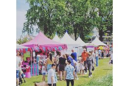 Zomerse Ibiza-markt keer terug naar Zwolle, op zondag 22juni, in het Park de Wezenlanden.