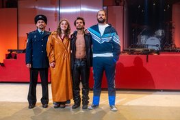 Theater Producties Twente beleeft feestelijke première van grootschalige rockopera in Hal 43